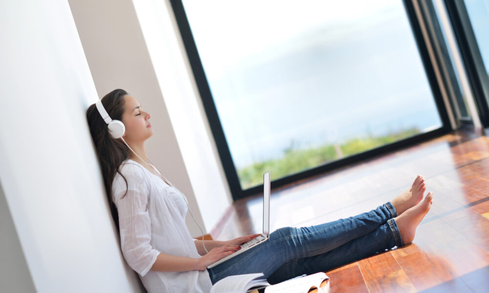 Huile d’arbre à thé et romarin